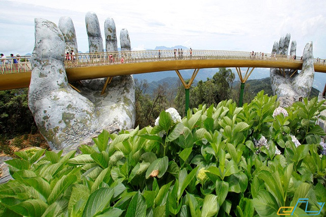 Cẩm nang du lịch Cầu Bàn Tay ở Đà Nẵng có gì đẹp