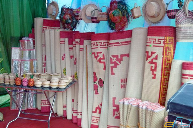 làng nghề truyền thống nổi tiếng tại Hà Tĩnh làng chiếu cói nam sơn