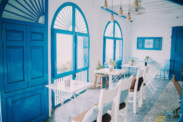 15 quán cà phê Hà Nội: Santorini Vibes Cafe