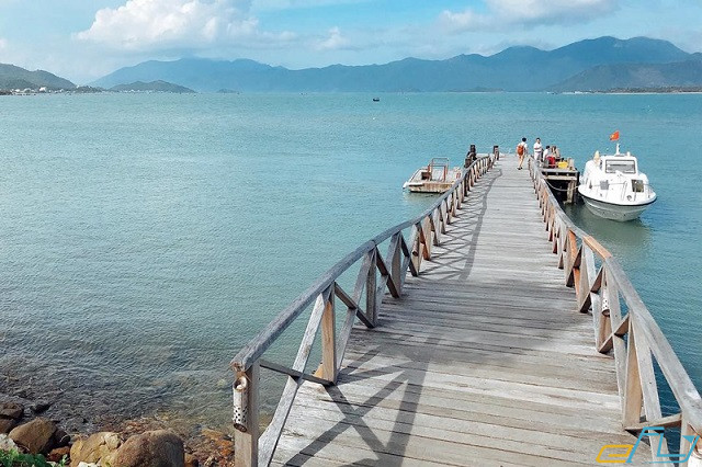 Vịnh Ninh Vân – Chốn hoàn hảo cho những kẻ thích đi trốn